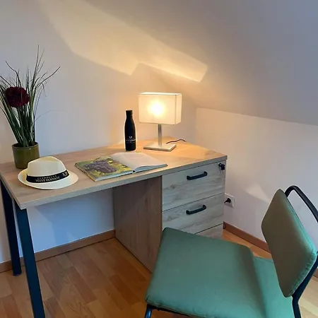 Chez Loup Maison De Charme Au Coeur Du Vignoble Casa de Férias Lavau (Aube)