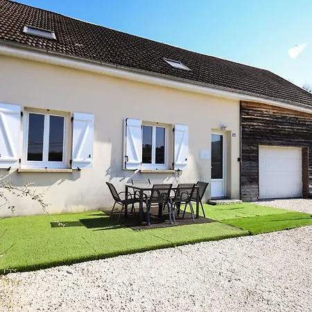 Chez Loup Maison De Charme Au Coeur Du Vignoble Casa de Férias Lavau (Aube)
